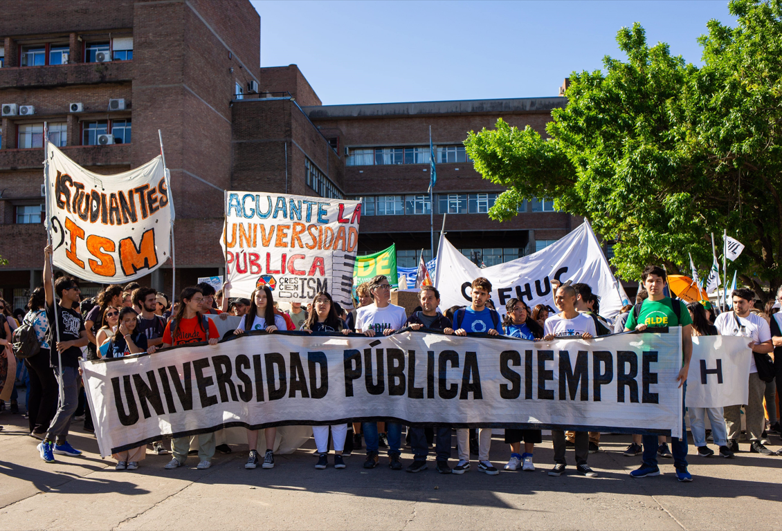 El lunes comienza una semana de paro docente universitario en todo el país