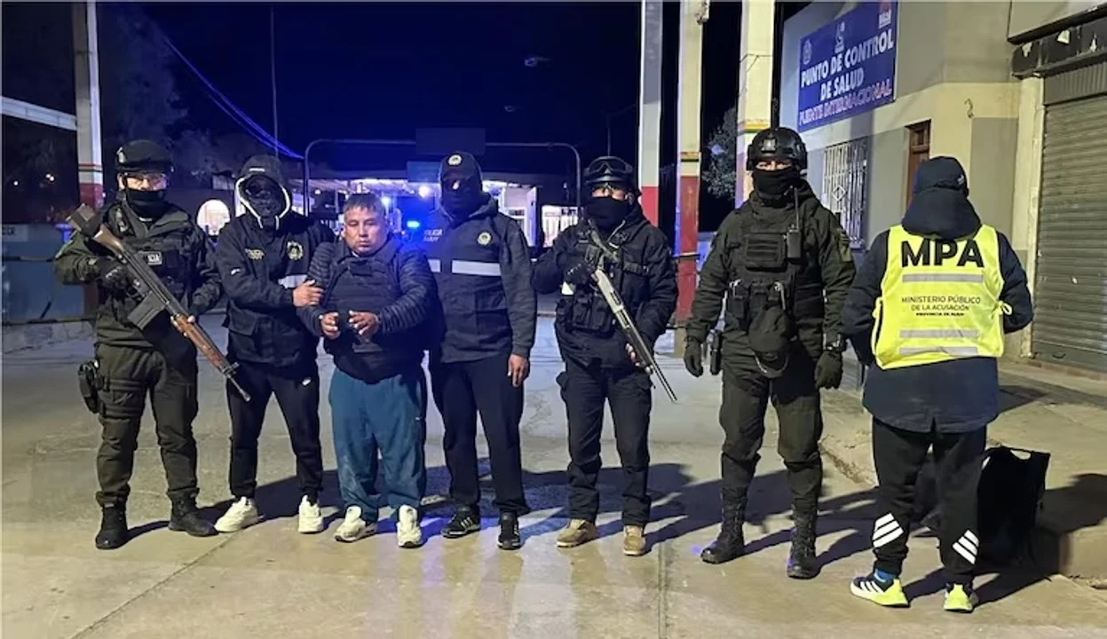 Triple crimen de Varela: extraditan al quinto sospechoso tras ser detenido en Bolivia