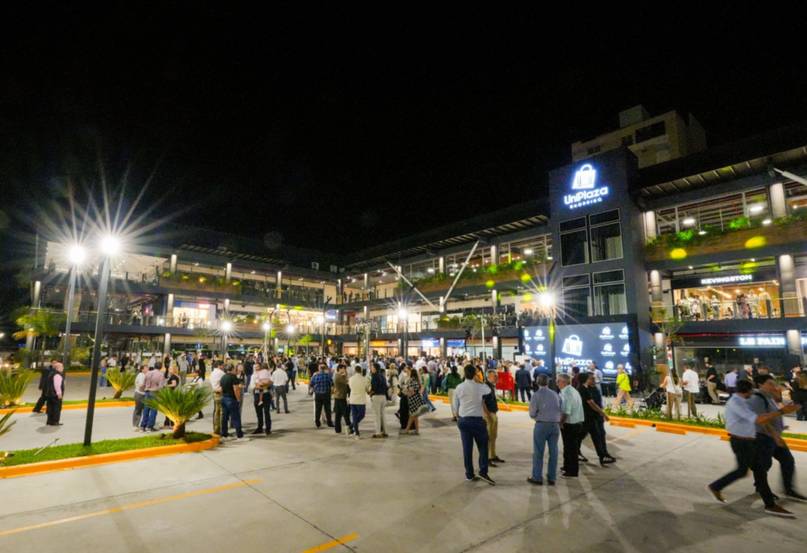 Corrientes ya cuenta con un nuevo shopping: El  «UniPlaza»