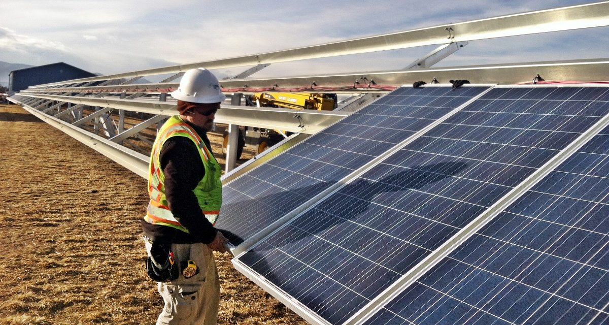 El 55% de la demanda eléctrica del interior provincial es cubierta con energía solar
