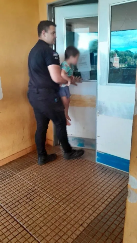 Policías reanimaron a un niño tras haber ingerido lavandina en Oberá